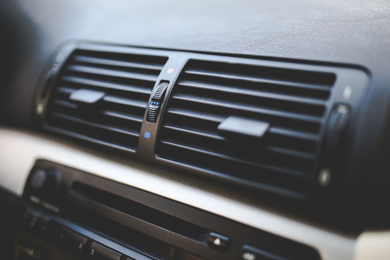 Napraw swoją klimatyzację i ciesz się komfortową jazdą. Klimatyzacja samochodowa – Serwis Klimatyzacji kraków